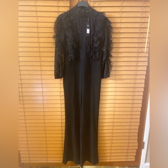 Elegant Black Jumpsuit - Picture 7 of 8